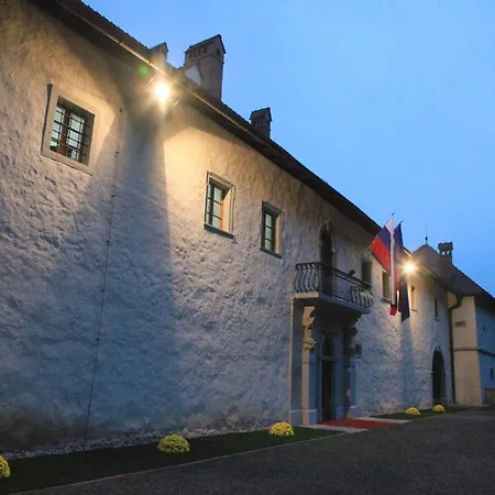 Villa Grad Strmol