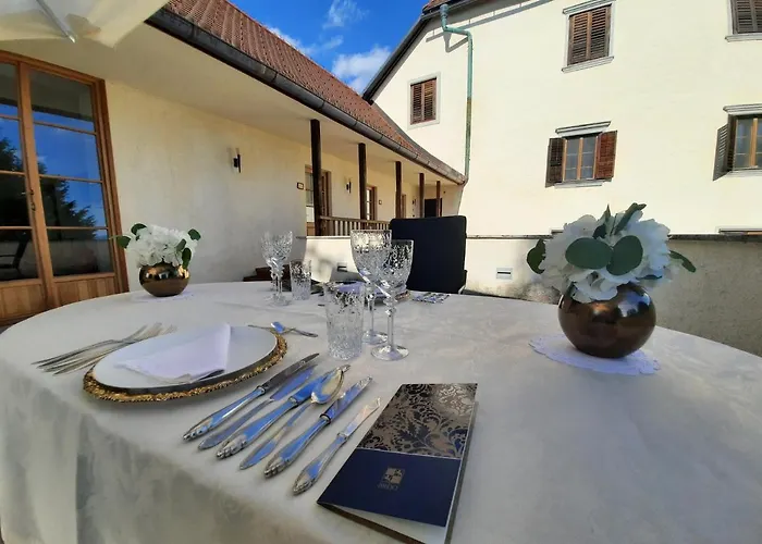 Grad Strmol Cerklje na Gorenjskem