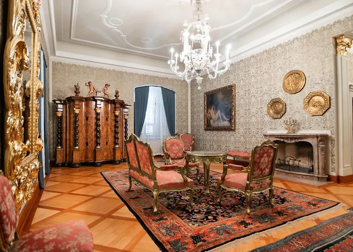 Grad Strmol Cerklje na Gorenjskem